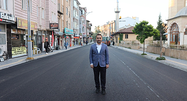 VEZİRKÖPRÜ'DE SICAK ASFALT ÇALIŞMALARI BAŞLADI